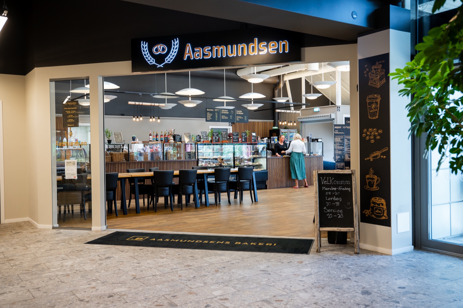 Aasmundsen Bakeri butikkfront