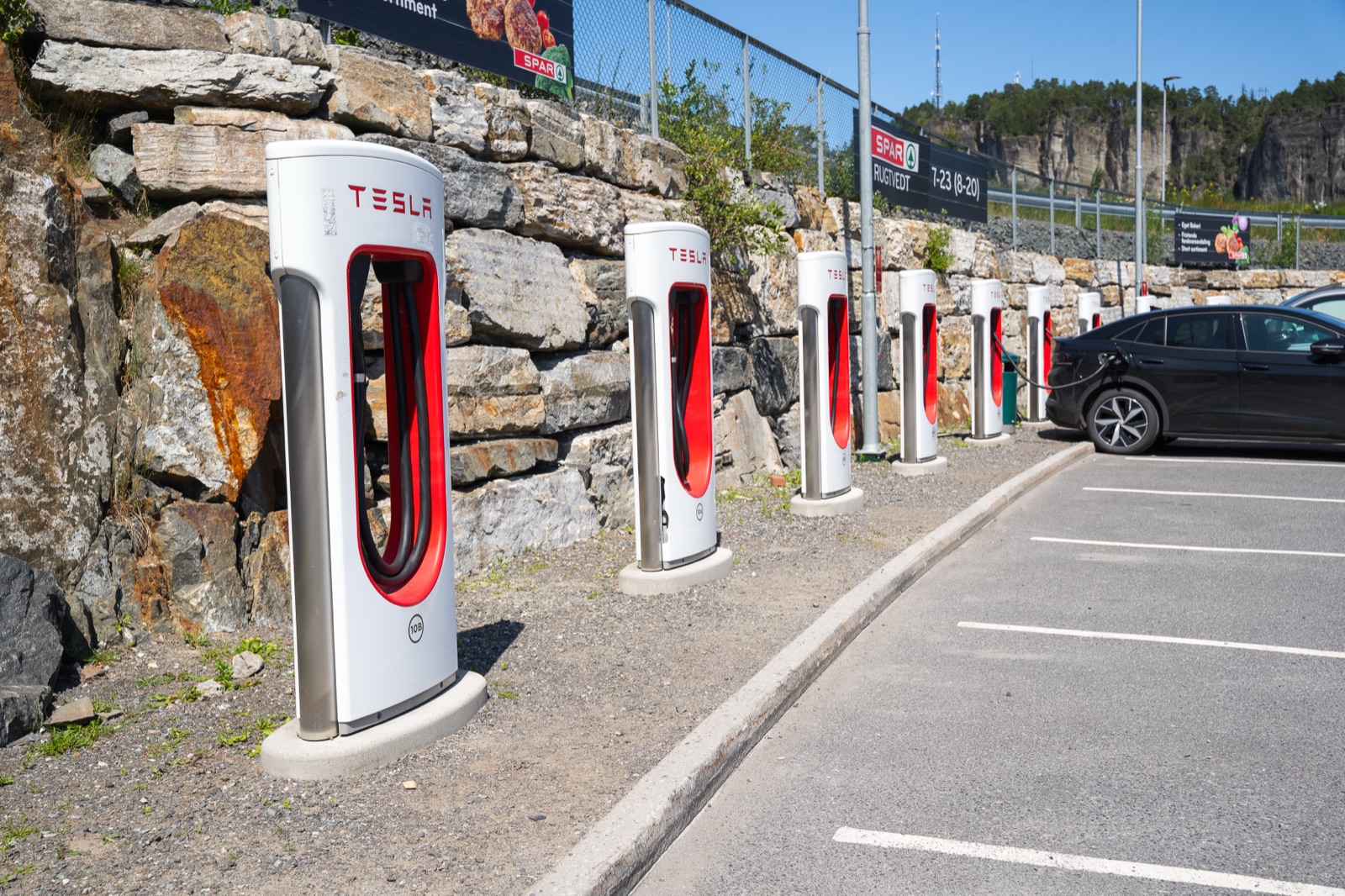 Tesla Supercharger ladestasjoner
